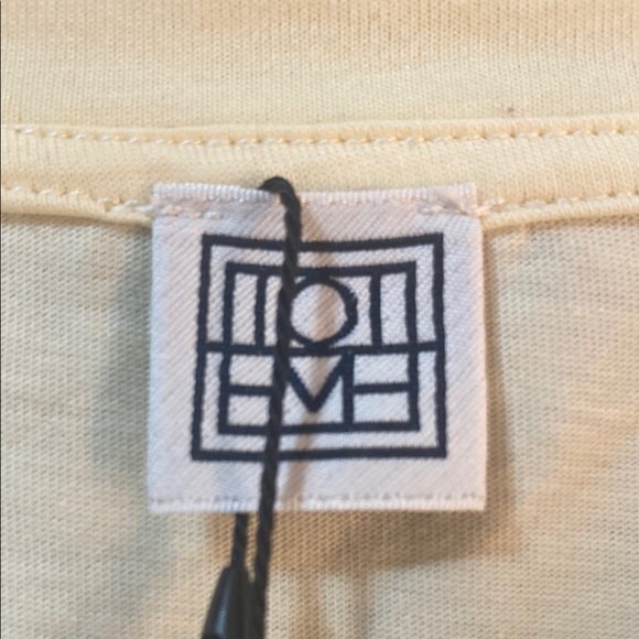 Light cream  Sleeveless Dress - Picture 4 of 5